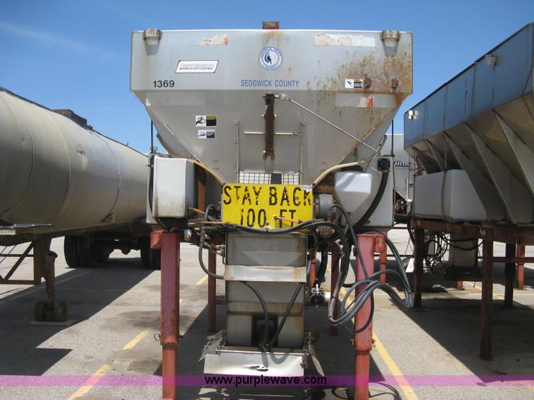 image for item H5307 Henderson slide-in salt/sand spreader