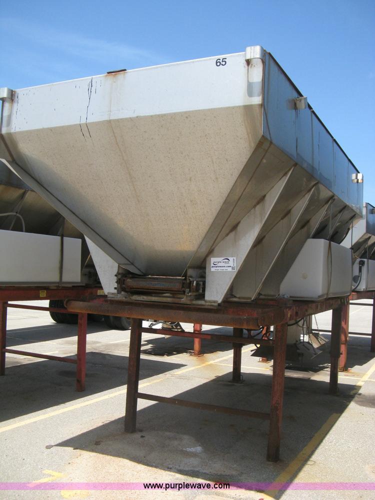 image for item H5308 Flink slide-in salt/sand spreader