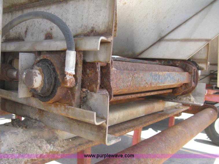 image for item H5308 Flink slide-in salt/sand spreader