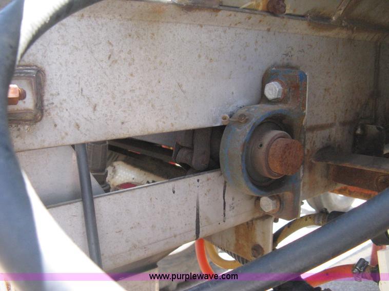 image for item H5309 Flink slide-in salt/sand spreader