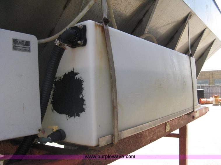 image for item H5309 Flink slide-in salt/sand spreader