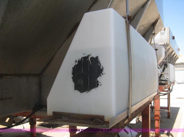 image for item H5309 Flink slide-in salt/sand spreader