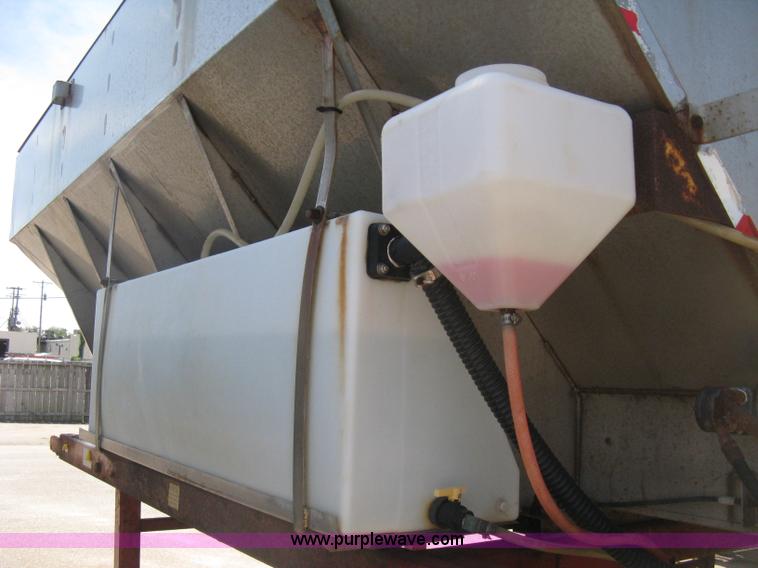 image for item H5309 Flink slide-in salt/sand spreader