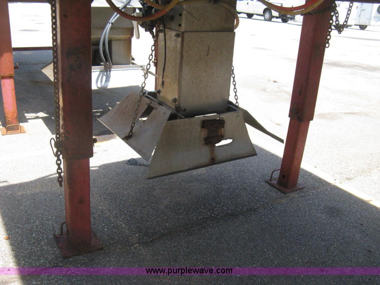 image for item H5309 Flink slide-in salt/sand spreader