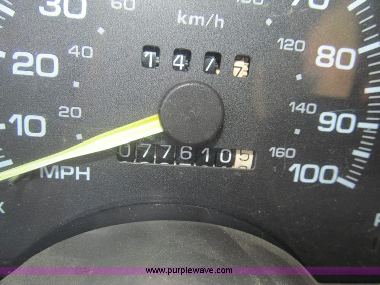 image for item H8836 1995 Chevrolet Astro van