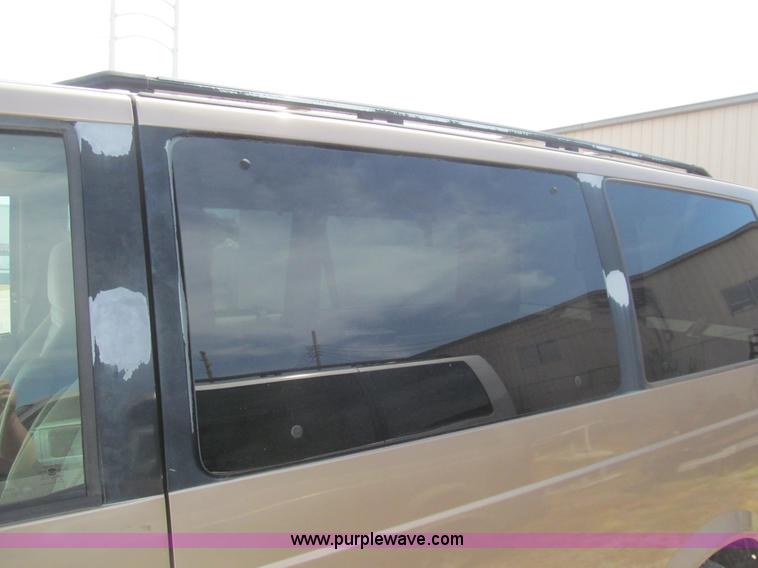 image for item H8836 1995 Chevrolet Astro van