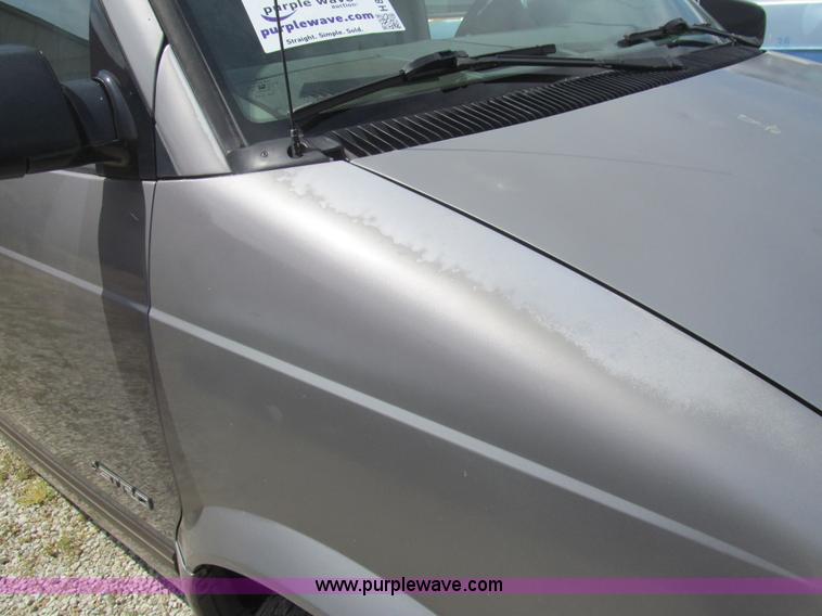 image for item H8837 1995 Chevrolet Astro van