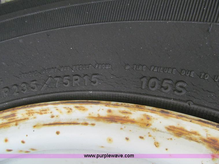 image for item H8838 1989 Dodge Ram Wagon 250 van