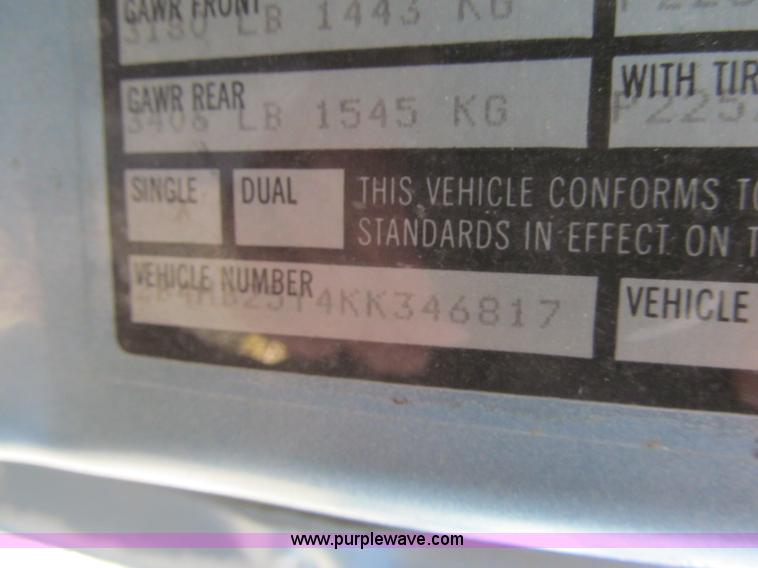 image for item H8838 1989 Dodge Ram Wagon 250 van