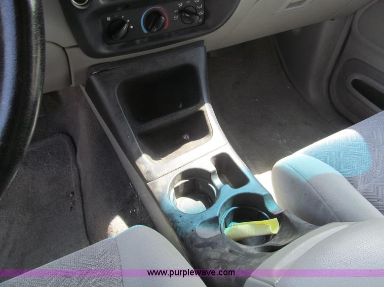 image for item H8839 1999 Ford Explorer XLT SUV