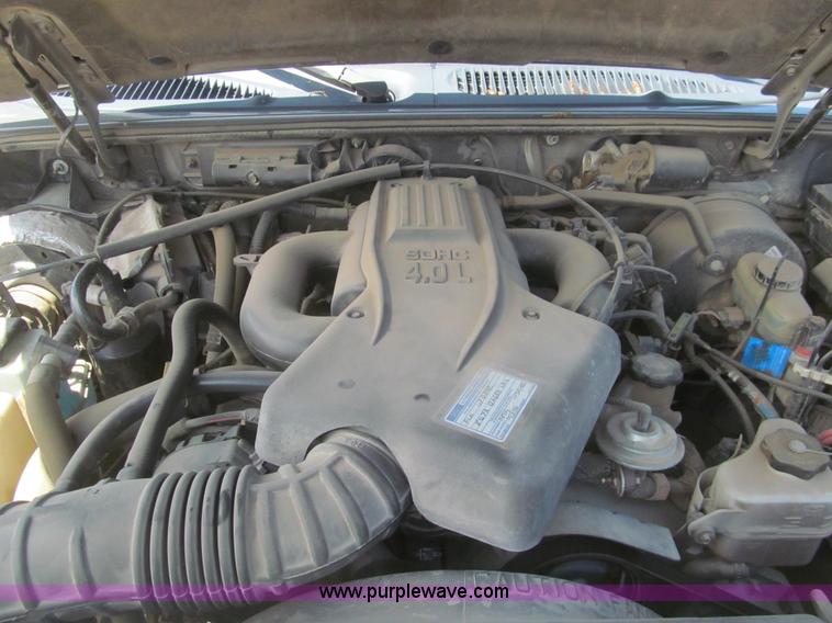 image for item H8839 1999 Ford Explorer XLT SUV