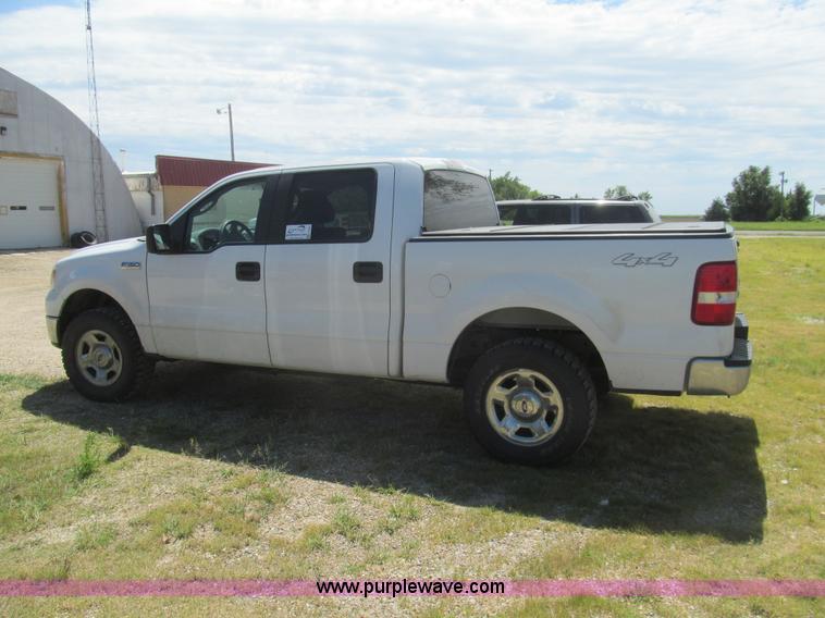 image for item H8840 2007 Ford F150 XLT SuperCrew pickup truck
