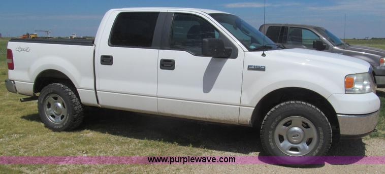 image for item H8840 2007 Ford F150 XLT SuperCrew pickup truck