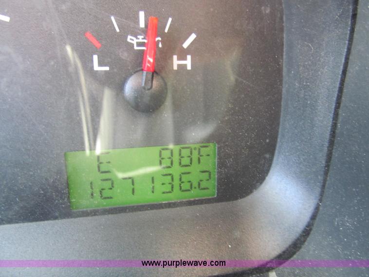 image for item H8840 2007 Ford F150 XLT SuperCrew pickup truck