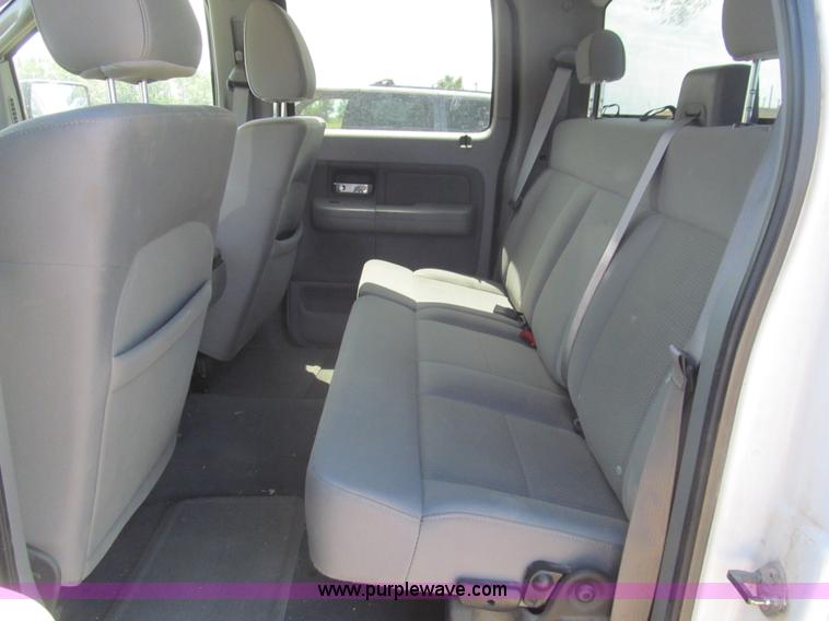 image for item H8840 2007 Ford F150 XLT SuperCrew pickup truck