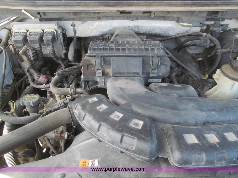 image for item H8840 2007 Ford F150 XLT SuperCrew pickup truck