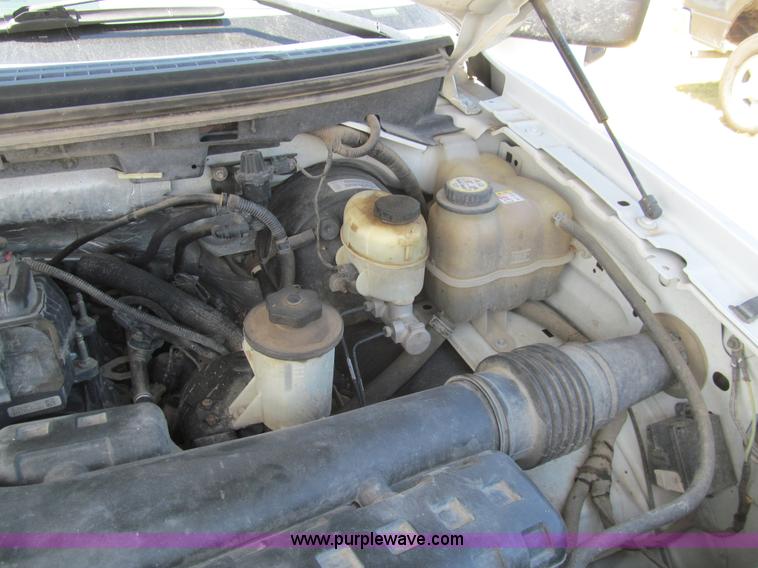 image for item H8840 2007 Ford F150 XLT SuperCrew pickup truck