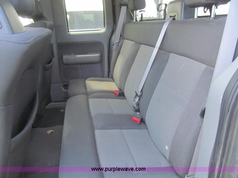 image for item H8841 2004 Ford F150 XLT SuperCab pickup truck