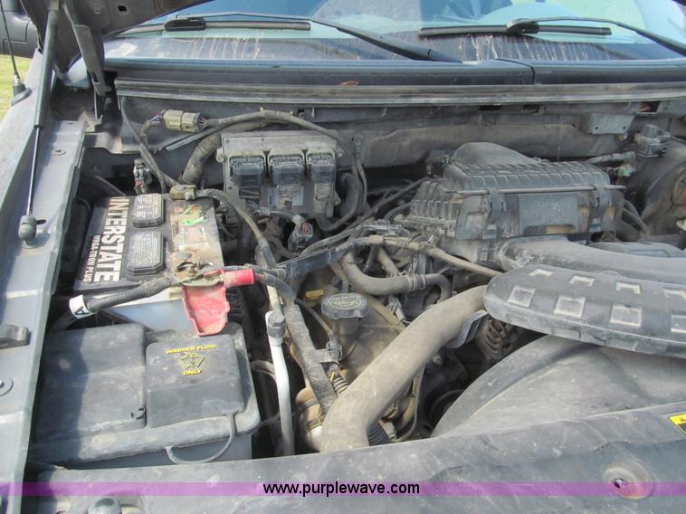 image for item H8841 2004 Ford F150 XLT SuperCab pickup truck