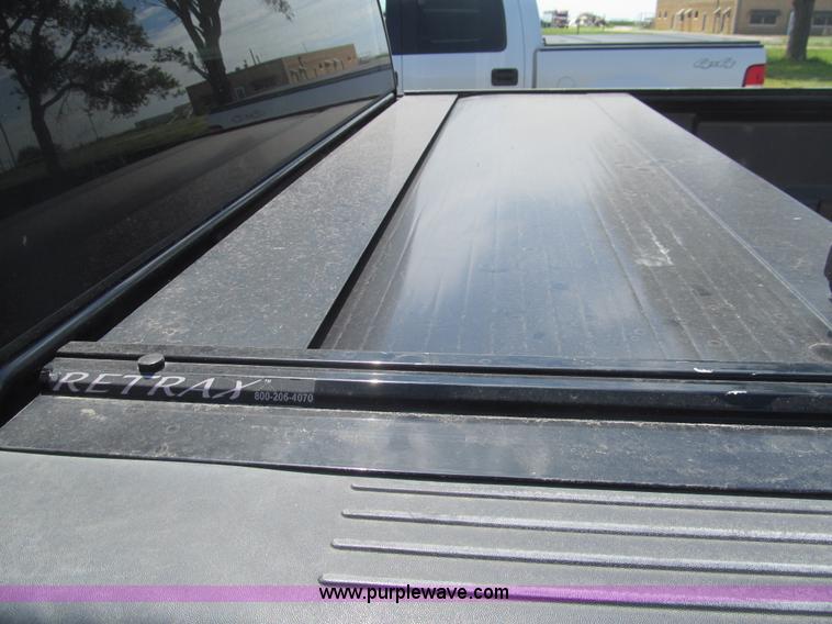 image for item H8841 2004 Ford F150 XLT SuperCab pickup truck