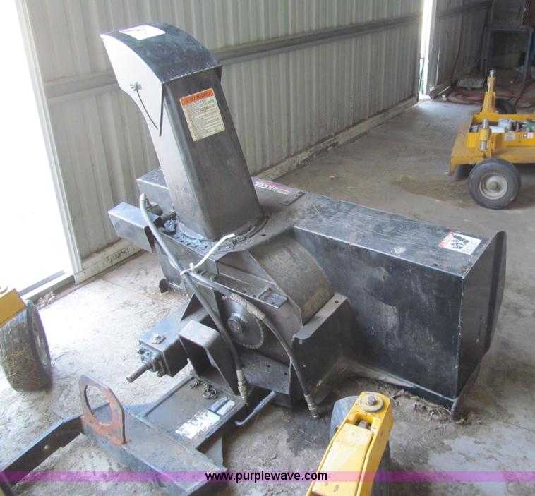 image for item H8871 2001 Hustler 3200 ZTR lawn mower