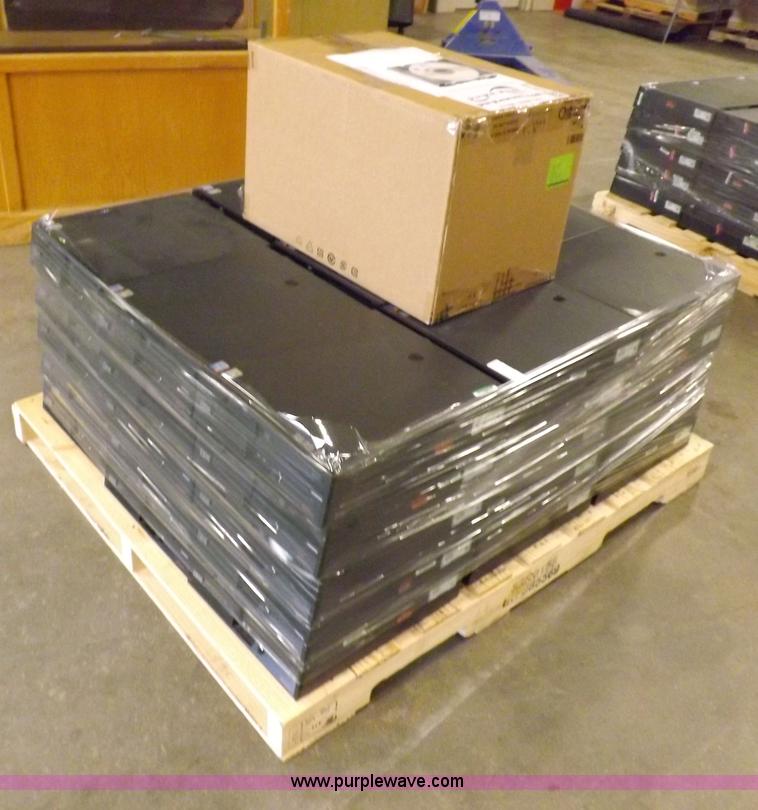 image for item H9218 (45) Lenovo ThinkCentre 8171-V42 desktop computers