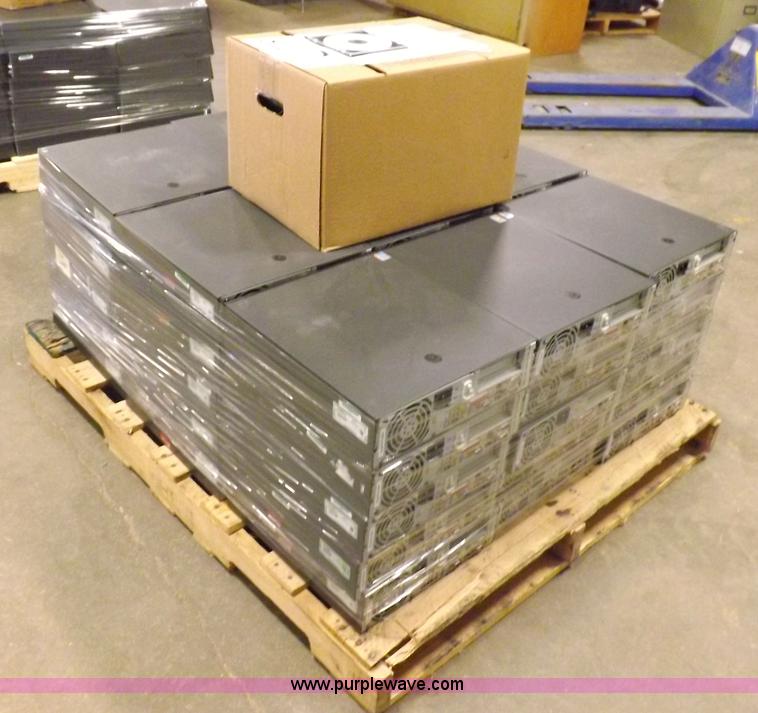 image for item H9219 (45) Lenovo ThinkCentre 8171-V42 desktop computers