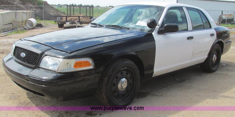 image for item I3491 2009 Ford Crown Victoria Police Interceptor