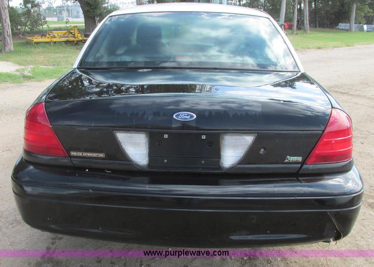image for item I3491 2009 Ford Crown Victoria Police Interceptor