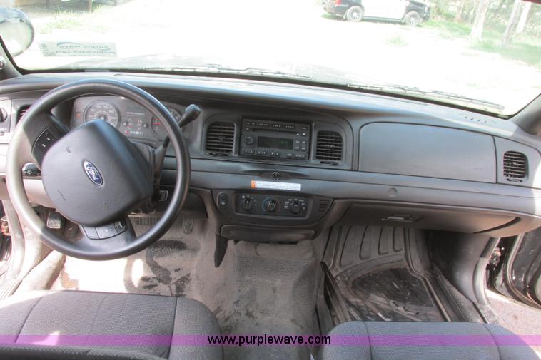 image for item I3491 2009 Ford Crown Victoria Police Interceptor