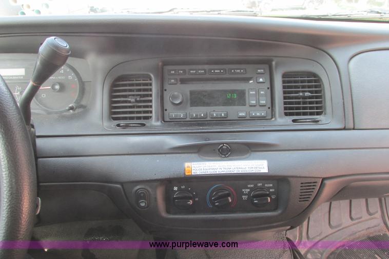 image for item I3491 2009 Ford Crown Victoria Police Interceptor