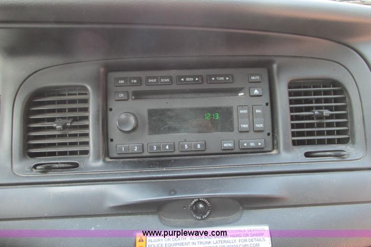 image for item I3491 2009 Ford Crown Victoria Police Interceptor