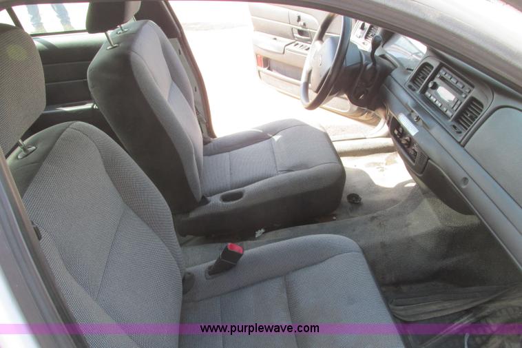 image for item I3491 2009 Ford Crown Victoria Police Interceptor