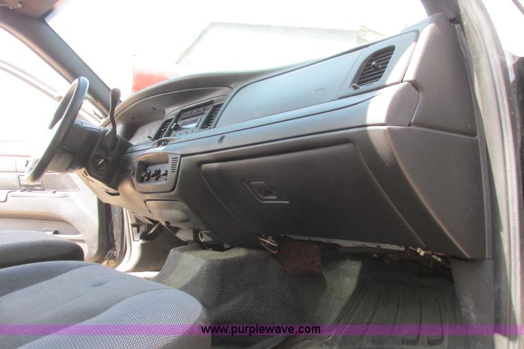 image for item I3491 2009 Ford Crown Victoria Police Interceptor