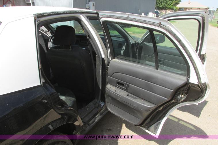 image for item I3491 2009 Ford Crown Victoria Police Interceptor