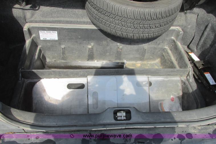 image for item I3491 2009 Ford Crown Victoria Police Interceptor