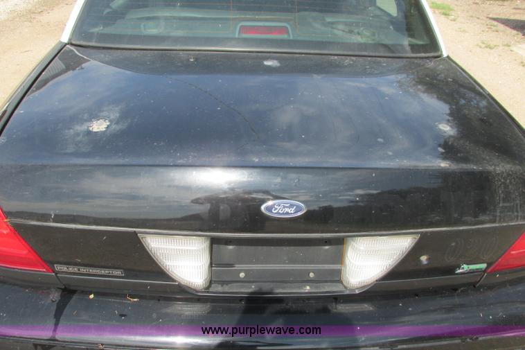 image for item I3491 2009 Ford Crown Victoria Police Interceptor