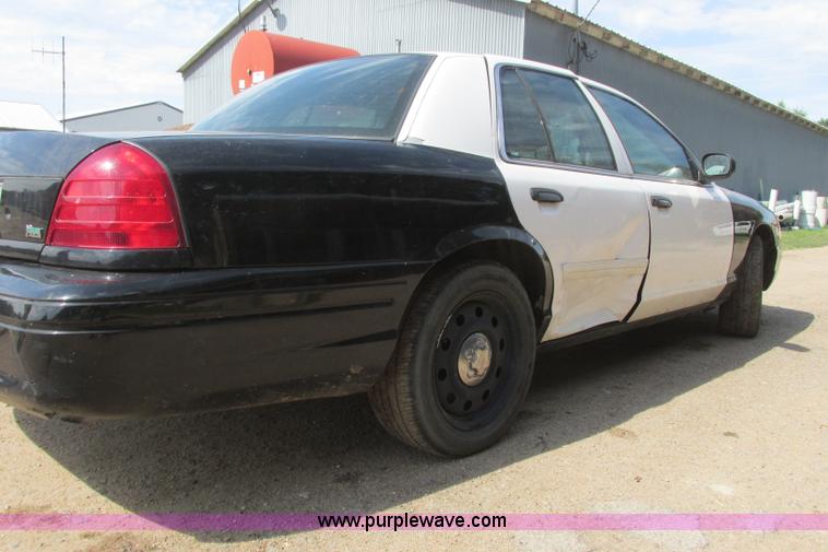 image for item I3491 2009 Ford Crown Victoria Police Interceptor