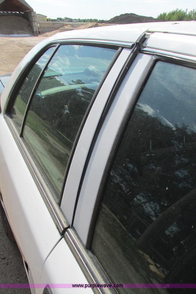 image for item I3491 2009 Ford Crown Victoria Police Interceptor