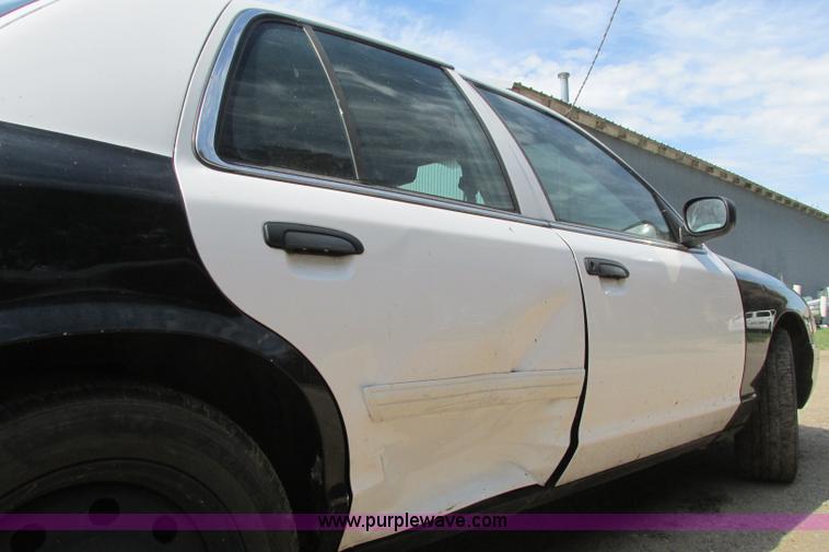image for item I3491 2009 Ford Crown Victoria Police Interceptor