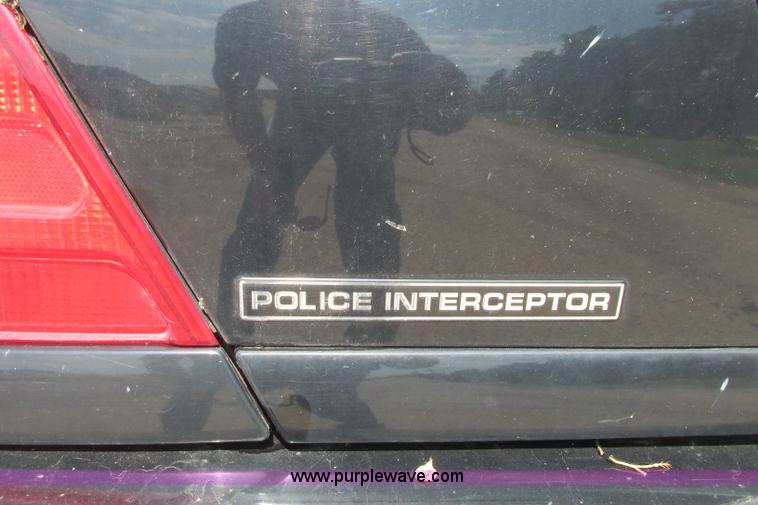 image for item I3491 2009 Ford Crown Victoria Police Interceptor