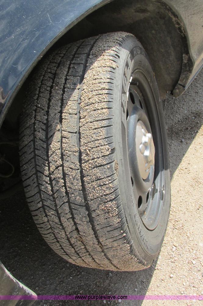 image for item I3491 2009 Ford Crown Victoria Police Interceptor