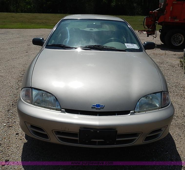 image for item I3537 2002 Chevrolet Cavalier