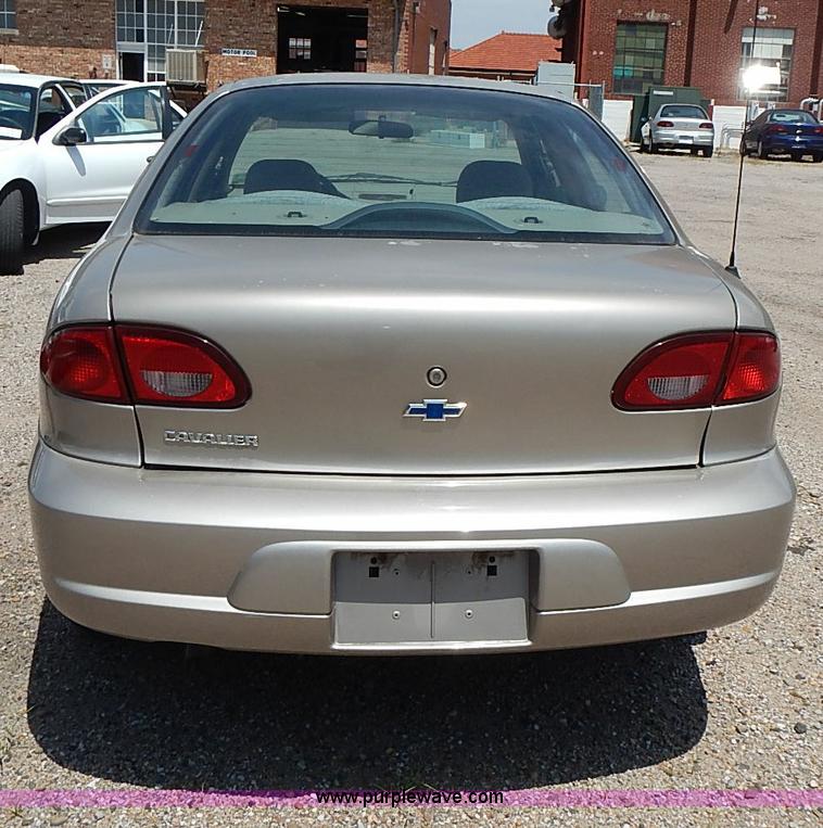 image for item I3537 2002 Chevrolet Cavalier