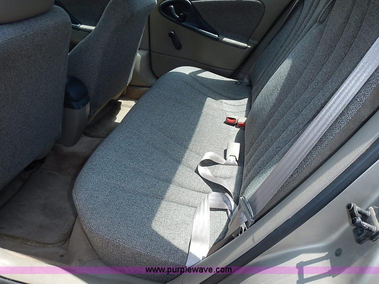 image for item I3537 2002 Chevrolet Cavalier