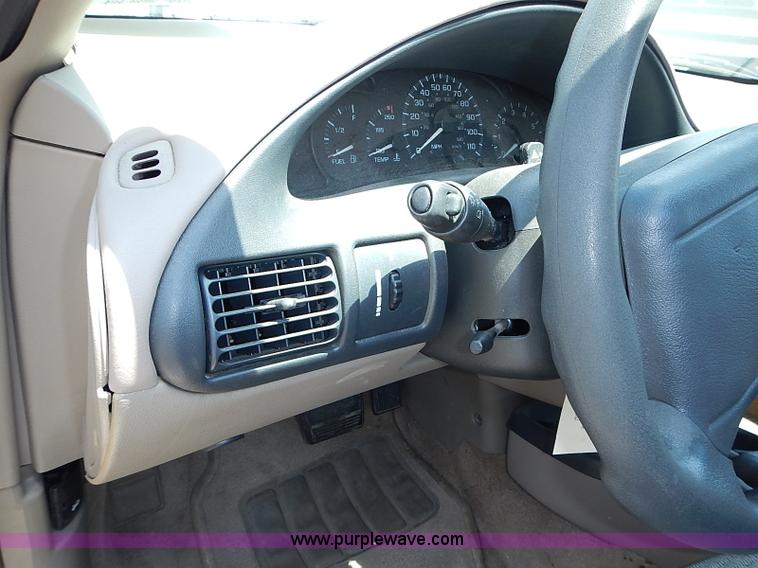 image for item I3537 2002 Chevrolet Cavalier