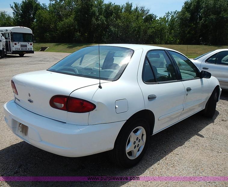 image for item I3538 2002 Chevrolet Cavalier