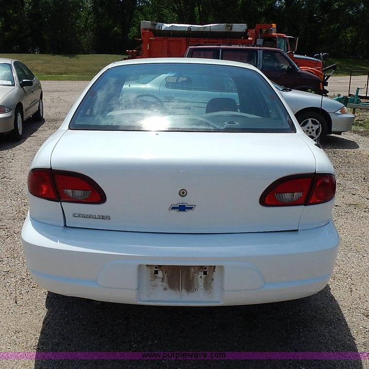 image for item I3538 2002 Chevrolet Cavalier