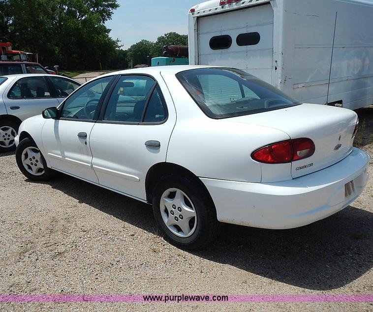 image for item I3538 2002 Chevrolet Cavalier