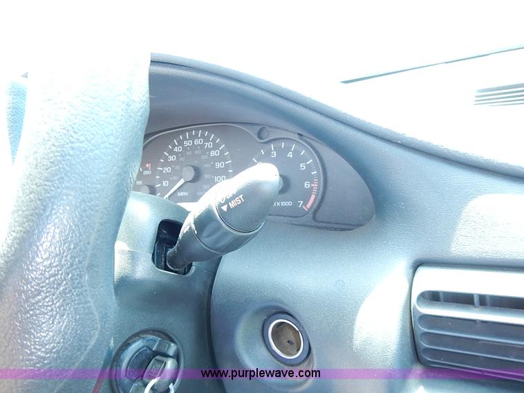 image for item I3538 2002 Chevrolet Cavalier